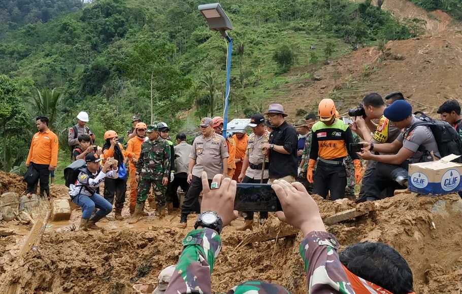 Tanah Longsor Dominasi Bencana Alam Di Jabar