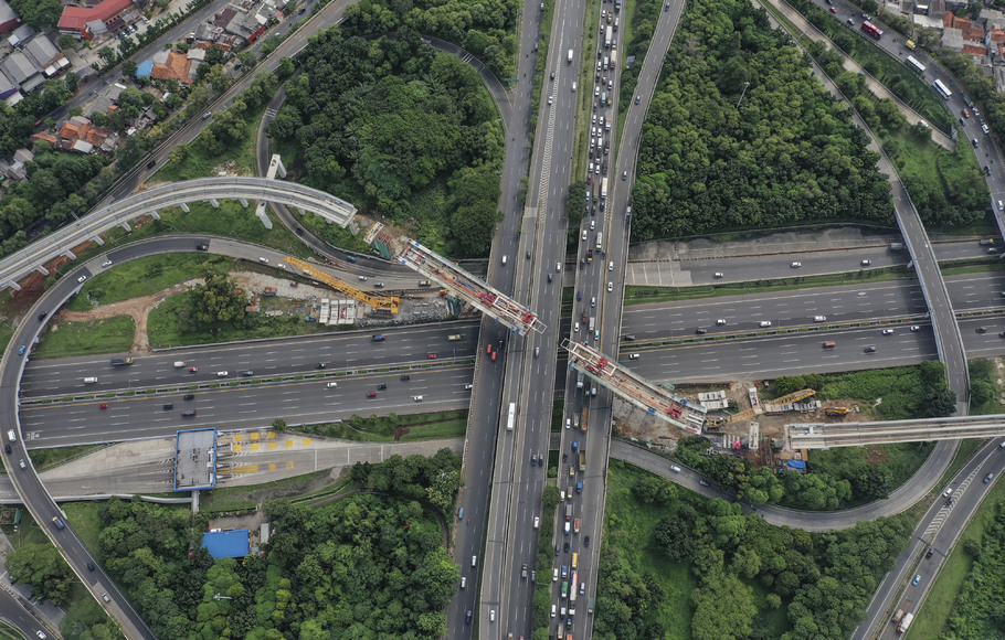 Konstruksi Lrt Jabodebek Pecahkan Dua Rekor Dunia