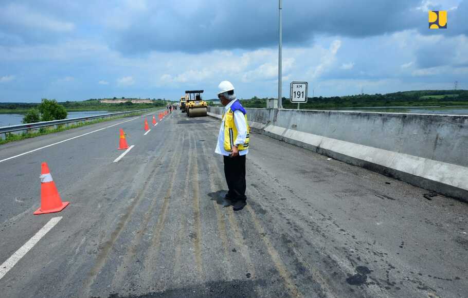 Menteri Pupr Minta Perbaikan Jalan Tol Trans Sumatera Tuntas Akhir