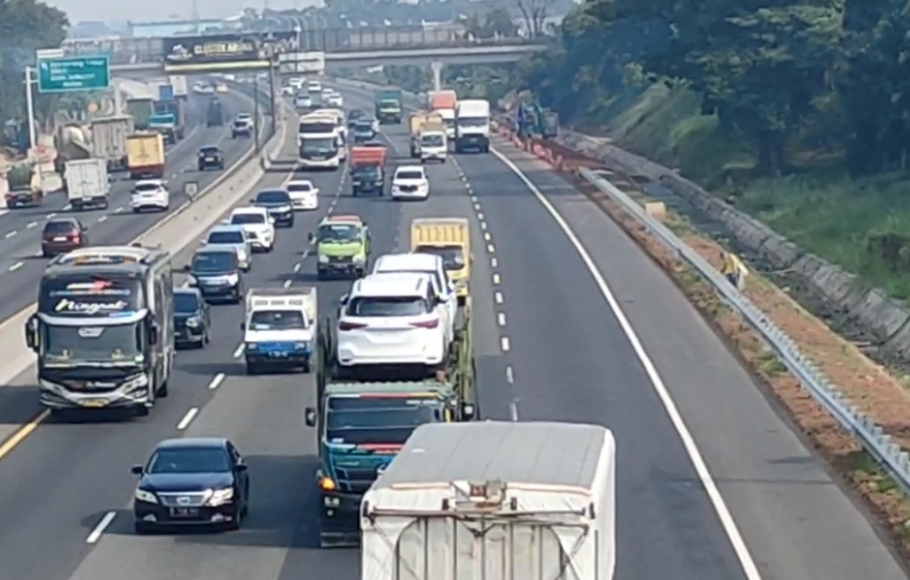 Long Weekend Volume Kendaraan Di Tol Jakarta Cikampek Terus Meningkat