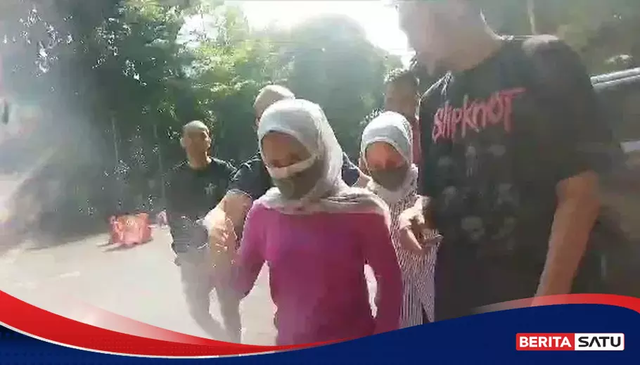 Korban Penipuan Iphone Si Kembar Rihana Dan Rihani Ternyata Teman Dekat