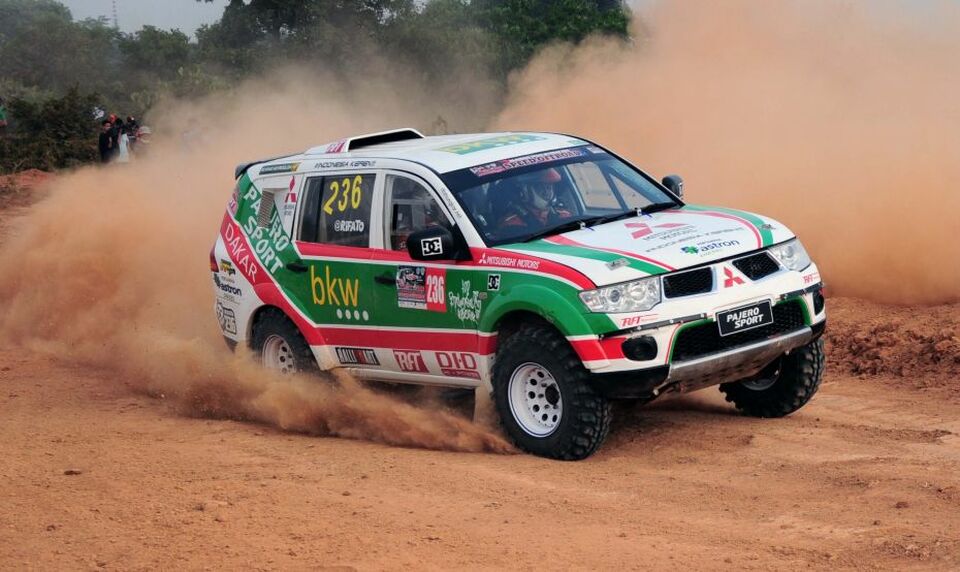 Rifat Sungkar Juara Di Putaran Pertama Kejurnas Speed Offroad