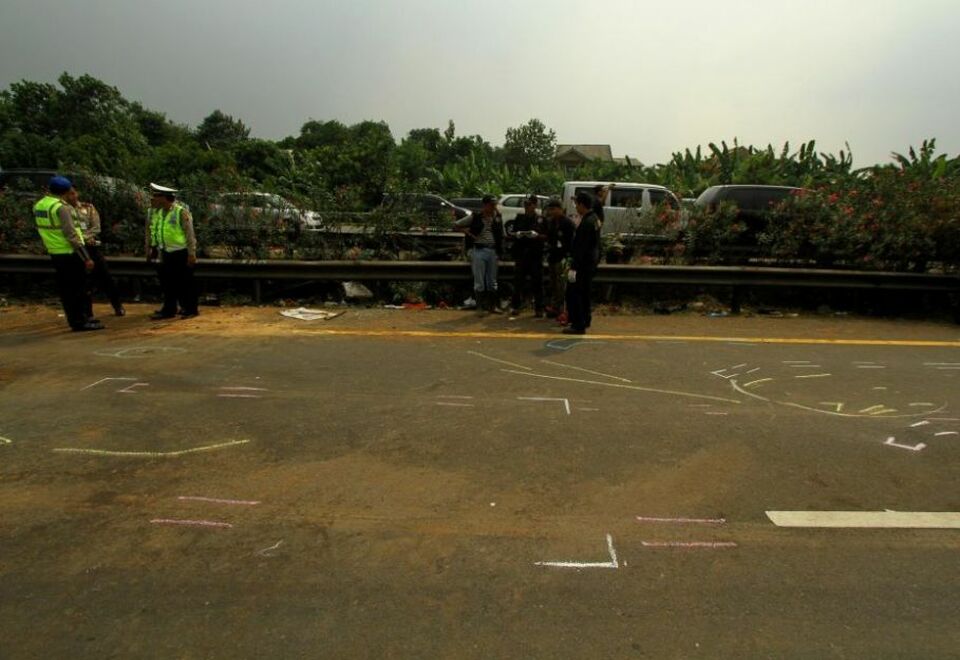 Olah Tkp Kecelakaan Maut Di Tol Jagorawi