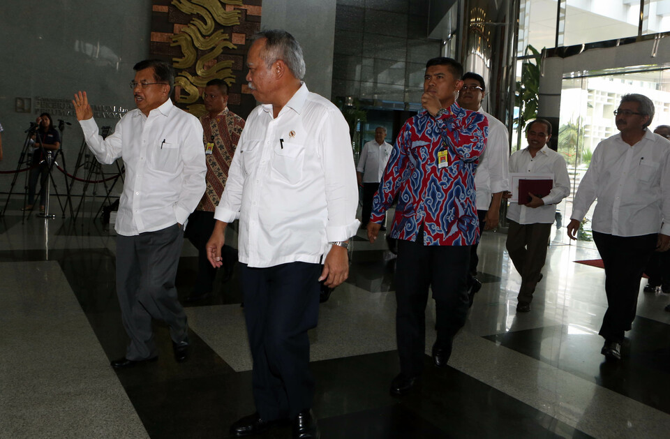 Jusuf Kalla Kunjungi Kantor Kementerian Pupr