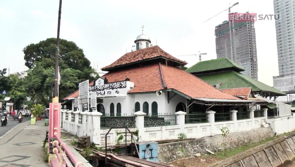 Masjid Jami Al Makmur Masjid Peninggalan Raden Saleh