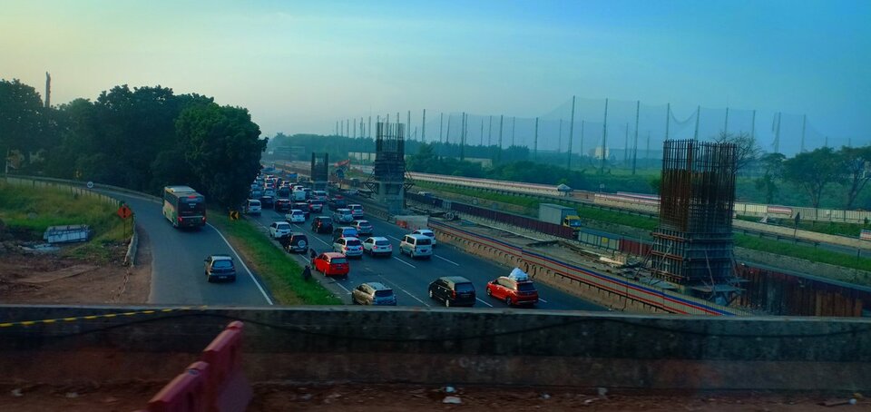 Tol Jakarta Cikampek Padat Jasa Marga Berlakukan Contraflow 32 Km