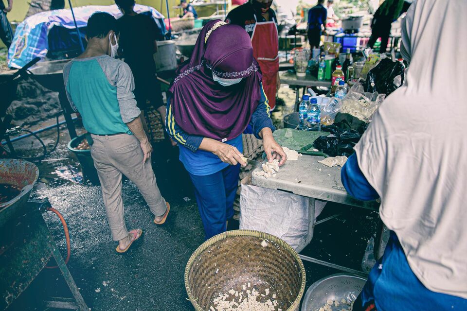 Dapur Umum Tetap Disiagakan Di GOR Otista