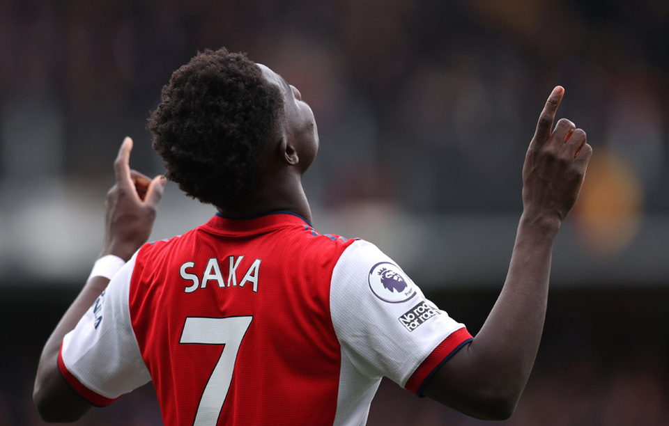 Arsenal Vs Liverpool Menit 75 Bukayo Saka Cetak Gol Dari Titik Penalti