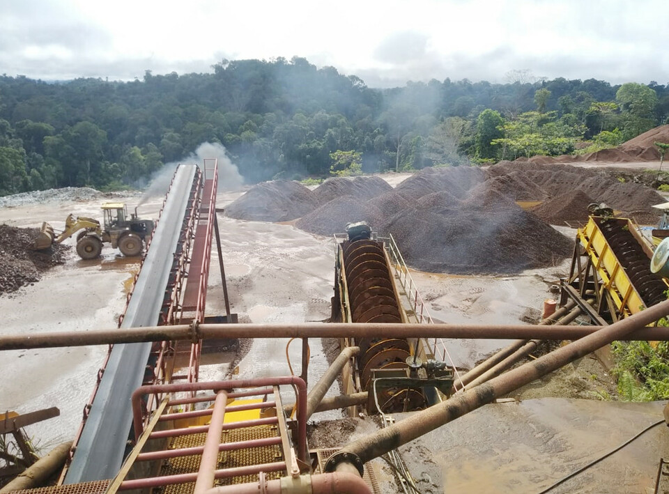 Kapuas Prima Coal Gencarkan Produksi Smelter Timbal Halaman 1