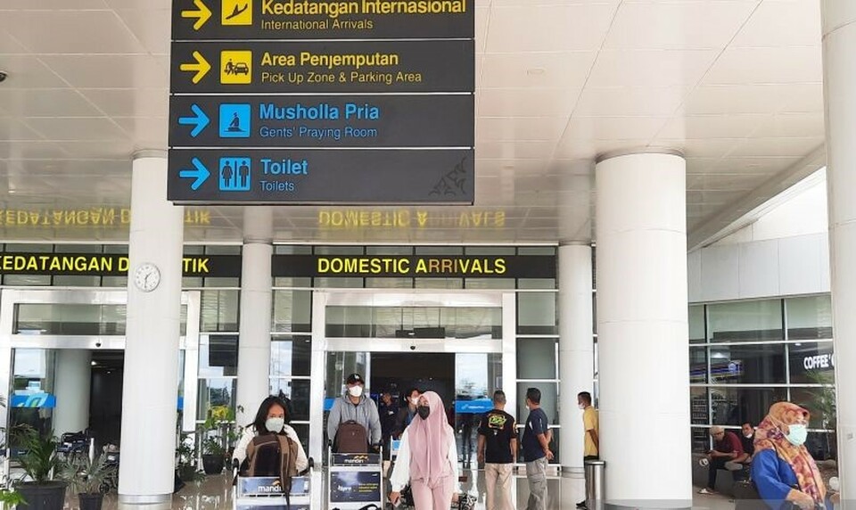 Lonjakan Penumpang Terjadi Di Bandara Syamsudin Noor Halaman