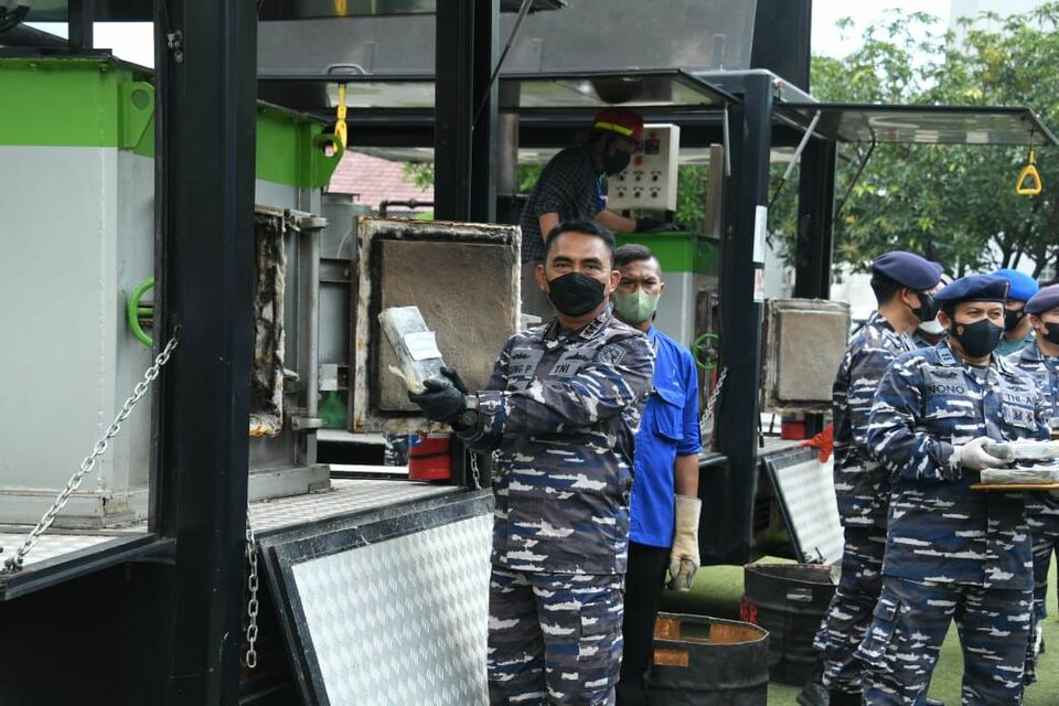 Tni Al Musnahkan Kg Kokain Senilai Rp Triliun Halaman