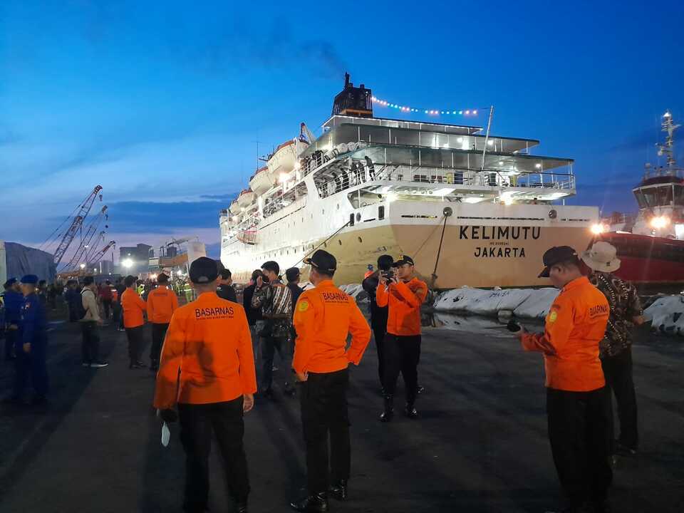 Tertahan 5 Hari Cuaca Ekstrem Wisatawan Dari Karimunjawa Tiba Di Semarang