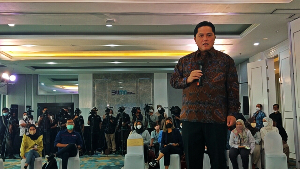 Bersih Bersih Di Tubuh Bumn Erick Thohir Gandeng Kpk Halaman