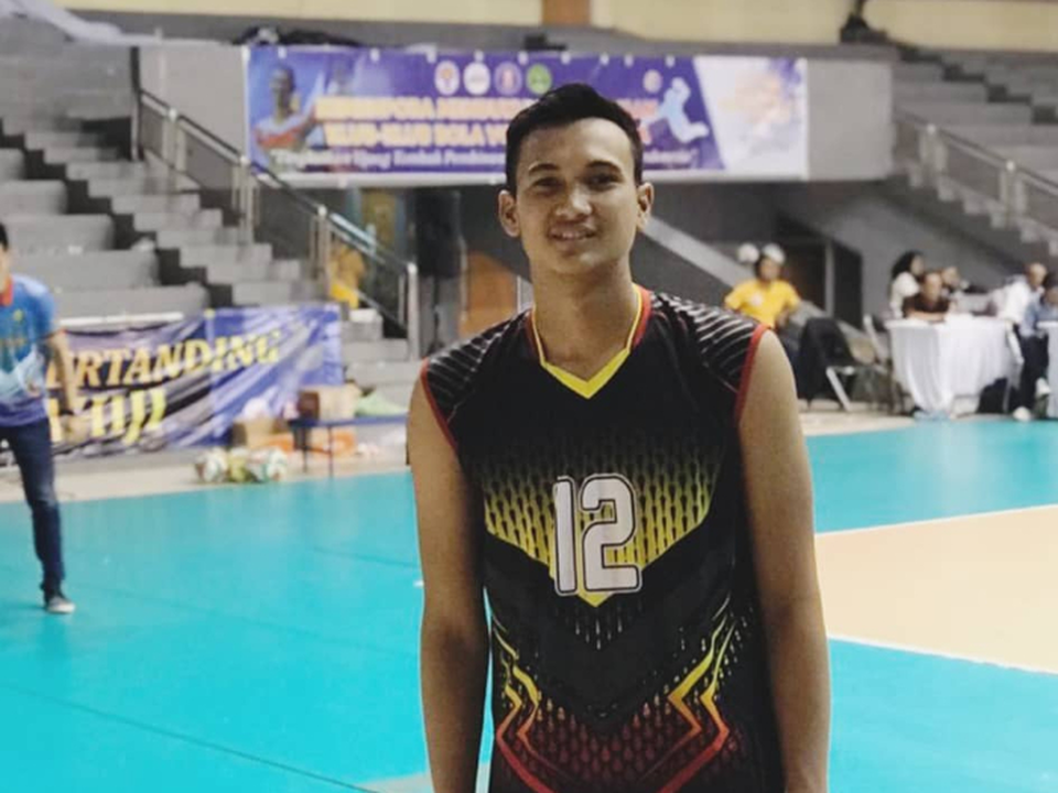 Profil Dan Biodata Hendra Kurniawan Middle Blocker Terbaik Ajang Voli