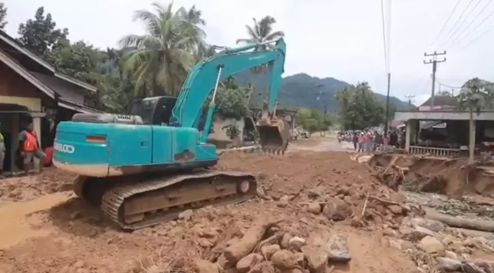 Kerugian Banjir Dan Tanah Longsor Di Pesisir Selatan Mencapai Rp Triliun