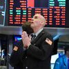 Wall Street Terkapar karena DPK First Republic Bank Anjlok