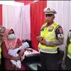 Terjebak Macet, Ibu di Sukabumi Melahirkan dalam Mobil Ambulans