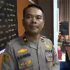 Viral, Pemuda Panjat Tower Tanpa Pengaman Kibarkan Bendera Merah Putih