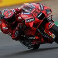 Francesco Bagnaia Juara MotoGP Portugal, Marquez Crash