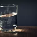 Berapa Gelas Minum Air Putih Saat Sahur? Ini Penjelasannya