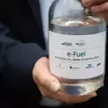 E-Fuel, Bensin Sintetis dari Air yang Bisa Saingi Mobil Listrik