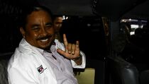 Besok, KPK Periksa Luthfi Kembali
