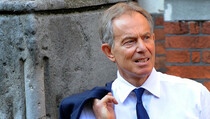 Tony Blair Sangkal Dirinya Kaya Raya