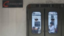 Malam Tahun Baru, Kereta Layani Penumpang Hingga Pukul 01.00 WIB