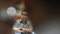 Pertemuan Bekas Pengacara Rosa dengan Nazaruddin Dipertanyakan Denny