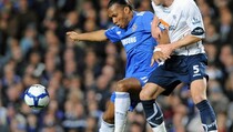 Barcelona Ikut Buru Gary Cahill