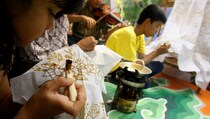 Belajar Membatik di Kampung Batik
