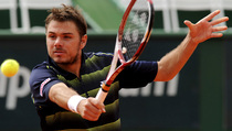 Hujan Angin, Wawrinka Tetap Melaju di Estoril Terbuka