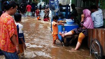 Ratusan Rumah di Jakarta Terendam Banjir