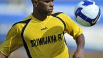 Arema-Pelita: Keith Kayamba Gumbs Sempurnakan Tim