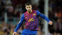 Hadapi Madrid, Barca Kemungkinan Turunkan Pique