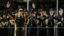 Raikkonen Akhirnya Juara, Vettel Ketiga di Abu Dhabi