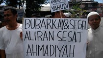 Polisi 'Tutup' Kasus Bentrok Ahmadiyah