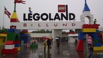 Merancang Liburan ke Negara Paling Bahagia Sedunia