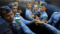 Setjen DPR Tilap Anggaran Pamdal?