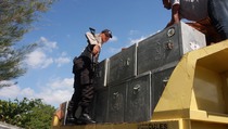 KIP Banda Aceh Salurkan Logistik Pemilu Kada