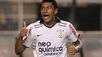 Pinangan Inter Ditolak Paulinho