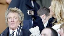 Celtic Kalahkan Barca, Rod Stewart Menangis Haru