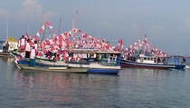 Nelayan Pulau Seribu Ikuti Upacara Hari Pahlawan