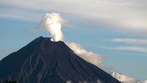 Status Gunung Raung Meningkat Jadi Siaga