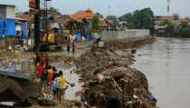 Hujan Deras, Kampung Pulo Tergenang