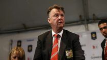 Gagal Dapatkan Pedro, Van Gaal Bela Woodward