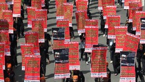 Buruh Surabaya Tuntut Pengampunan Pajak