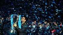 Kalahkan Federer, Djokovic Juarai ATP World Tour Finals