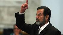Mossad Pernah Coba Bunuh Saddam Hussein dengan Bom Buku