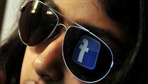 Orang yang Emosinya Bermasalah Sering Beraktivitas di Facebook